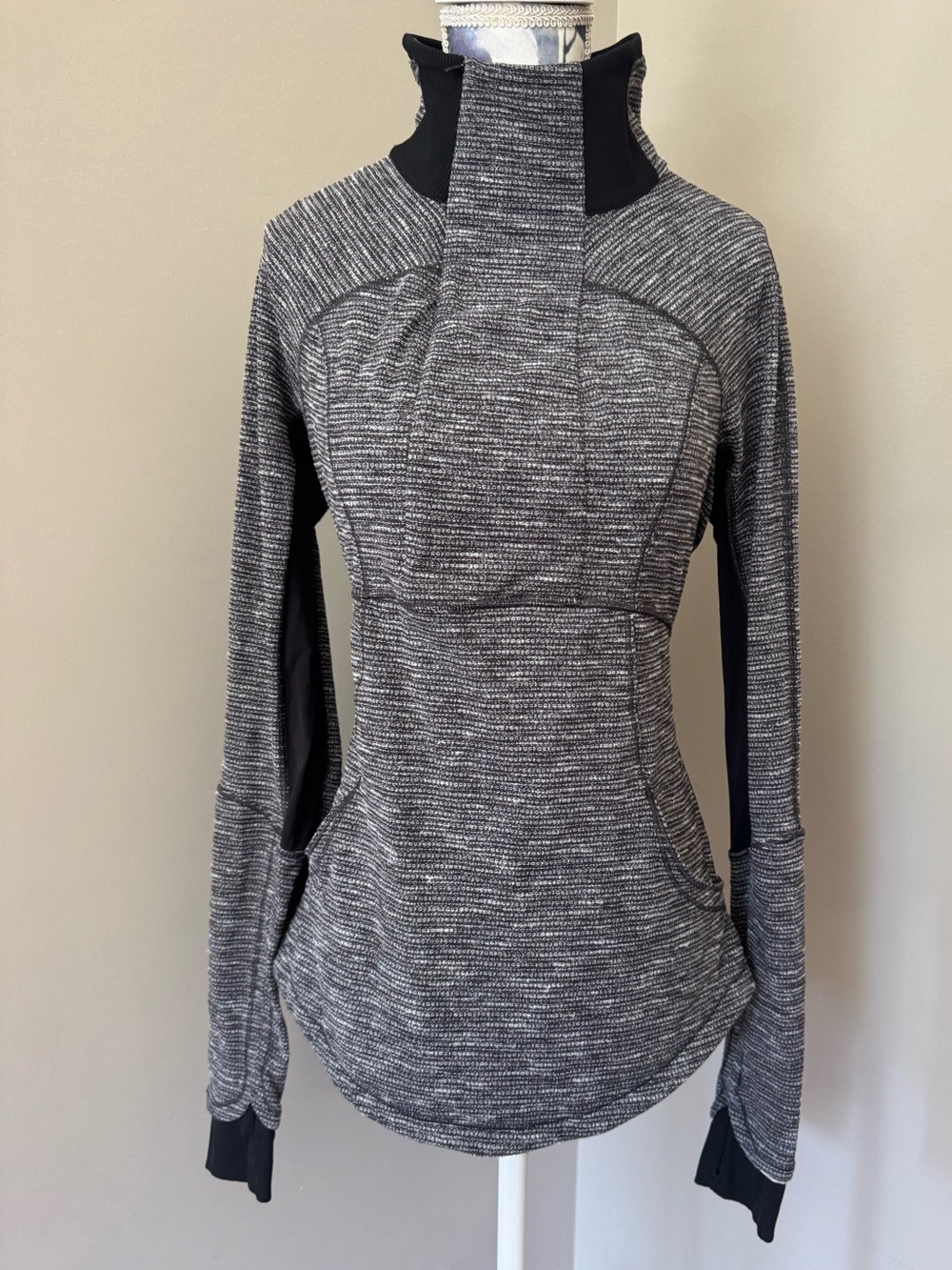 Lululemon Base Runner 1/2 Zip Pullover Black & White Coco Pique